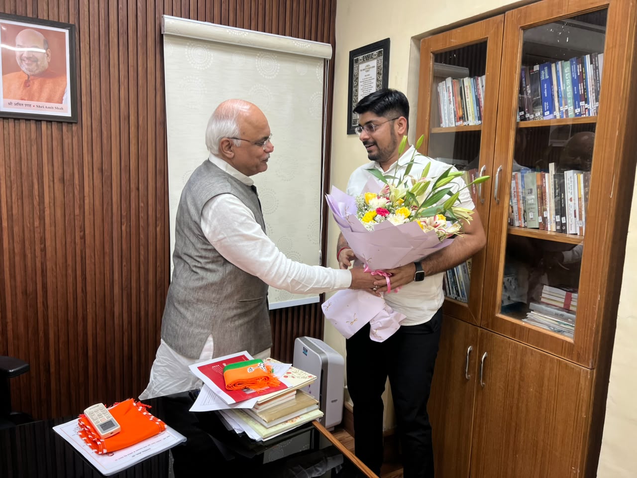 Meeting with Shri Vinay Sashtrabudhe